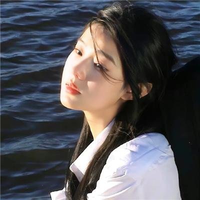 埃丽卡 高清封面